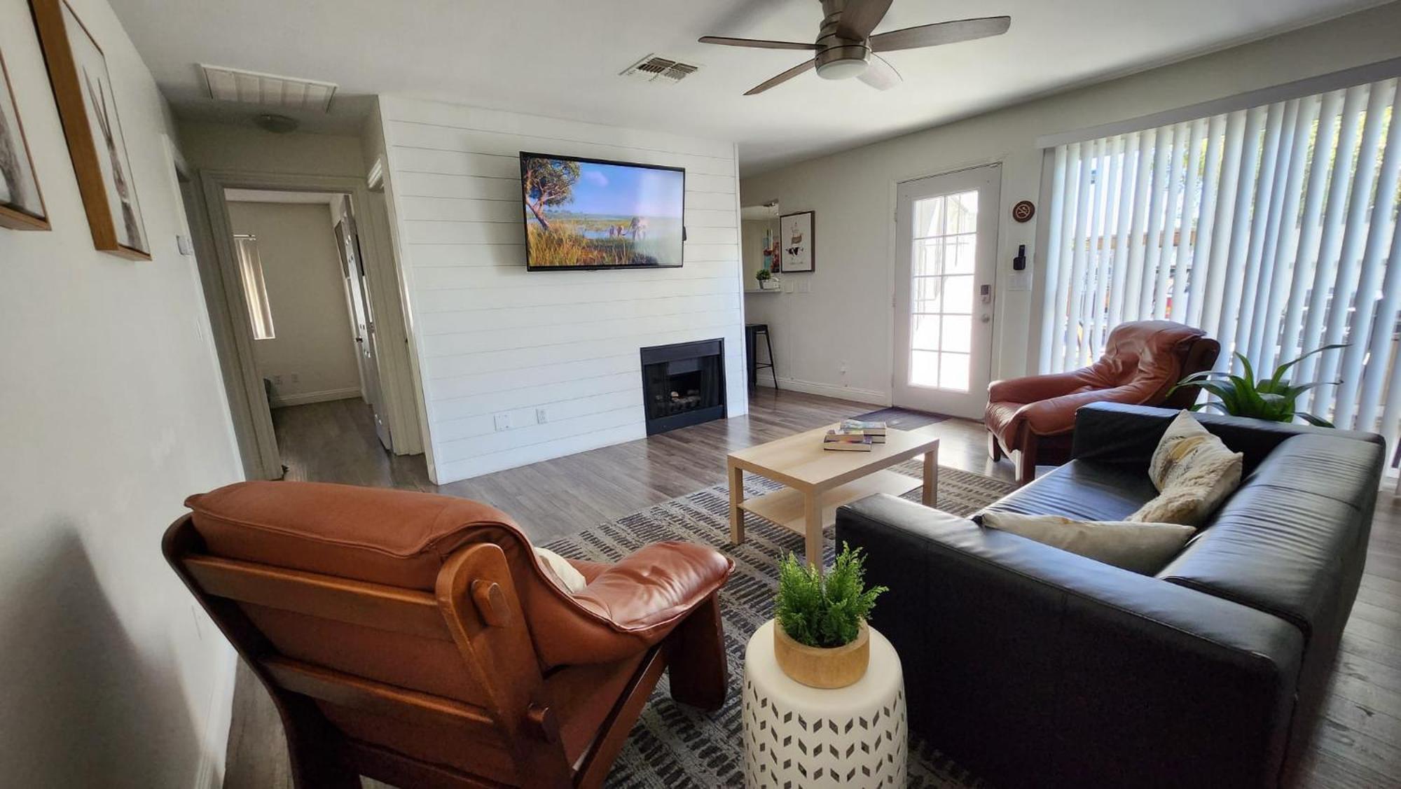 L - Fully Remodeled And Professionally Decorated Las Vegas Exterior photo
